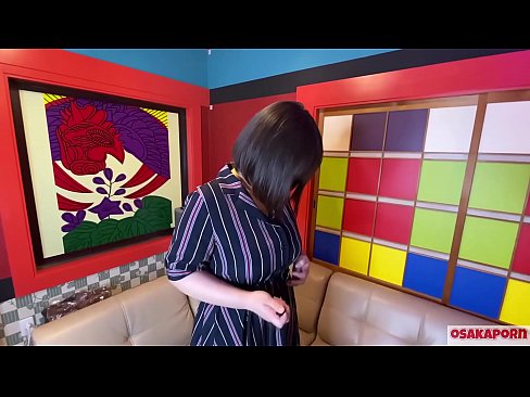 ❤️ Cutis Iaponica cum magnis tits masturbates cum sex nugis et gaudens habet. Loquitur in colloquio de experientia stupri eius. Ingens tits et hirsutus pussy cum voce magna. Osakaporn at porn la.taxiklass.ru